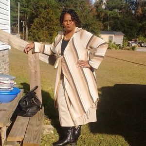 Meet your Posher, Helen